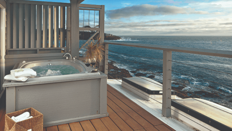The private hot tub at the Channel House in Depoe Bay, Oregon is a secluded place to watch the stars.